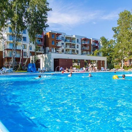 Apartament Polanki Kolobrzeg Z Podgrzewanym Basenem ภายนอก รูปภาพ